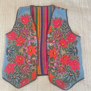 70s Vintage Guatemalan
Embroidered Patchwork Vest